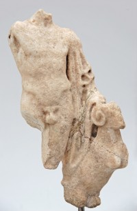 Marmor-Gruppe: Hermes mit Widder. 2. Jahrhundert n. Chr.