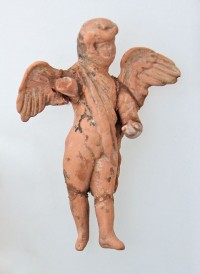 Terrakotta-Statuette: Eros. 2. Hälfte 3. Jahrhundert v. Chr.