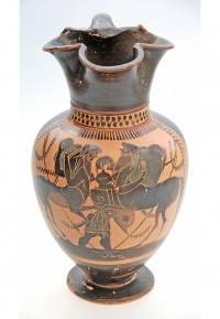 Oinochoe, attisch-schwarzfigurig: Kaineus und zwei Kentauren, Maler des Jenaer Kaineus. 510 v. Chr.